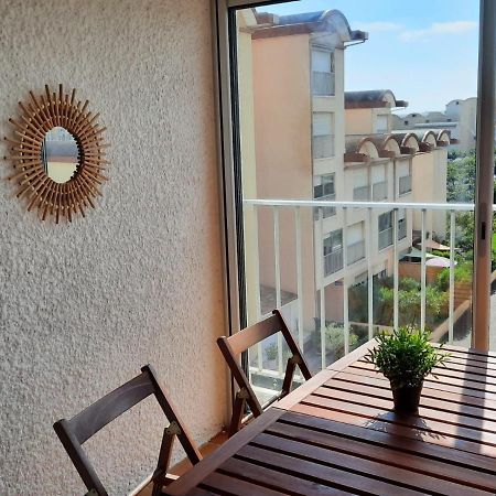 Sur Le Port, Studio Avec Vue Sur La Marina Apartment Gruissan Exterior foto