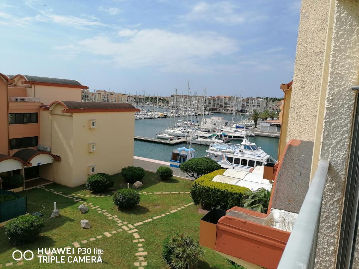 Sur Le Port, Studio Avec Vue Sur La Marina Apartment Gruissan Exterior foto