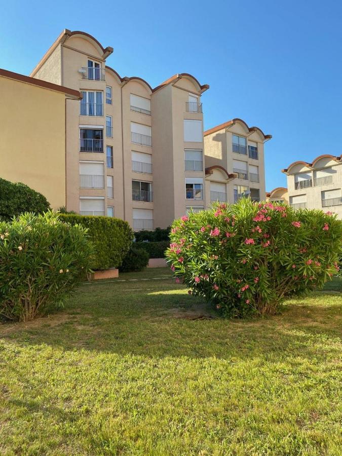 Sur Le Port, Studio Avec Vue Sur La Marina Apartment Gruissan Exterior foto